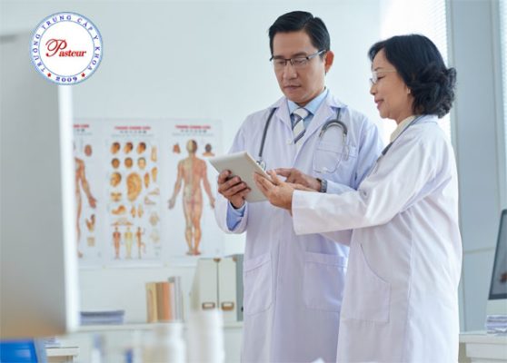 y sĩ y học cổ truyền